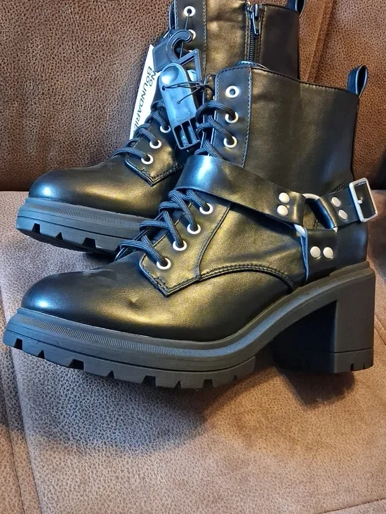 No Boundaries Black Combat Boots for Women Size 10 - Picture 2 of 7